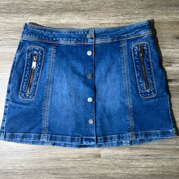 REISS Kaleigh Denim Mini Skirt Size 14 - Picture 3 of 12
